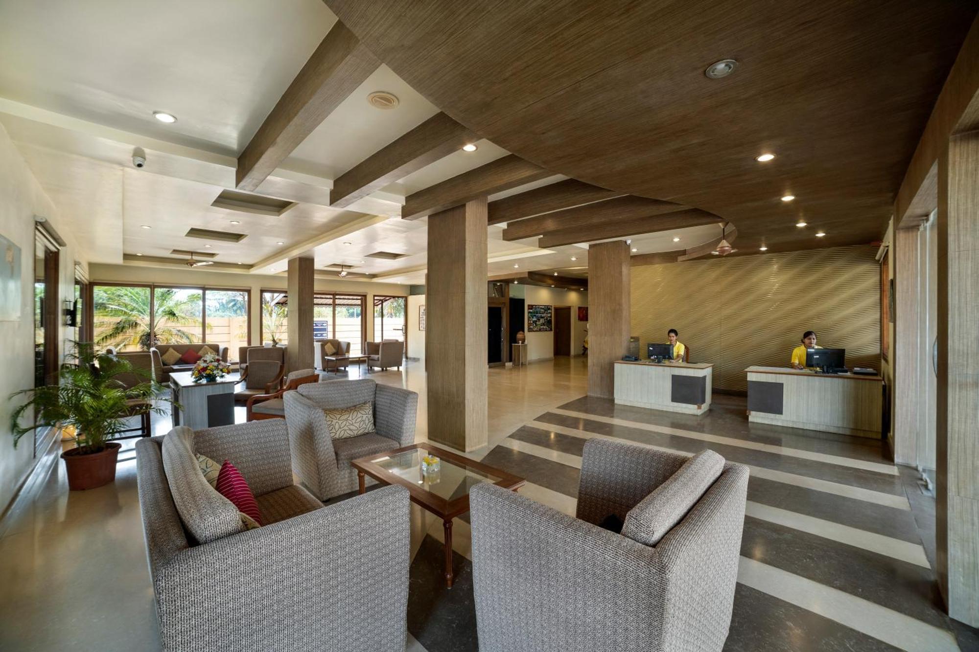 Hotel Sterling Karwar Esterno foto