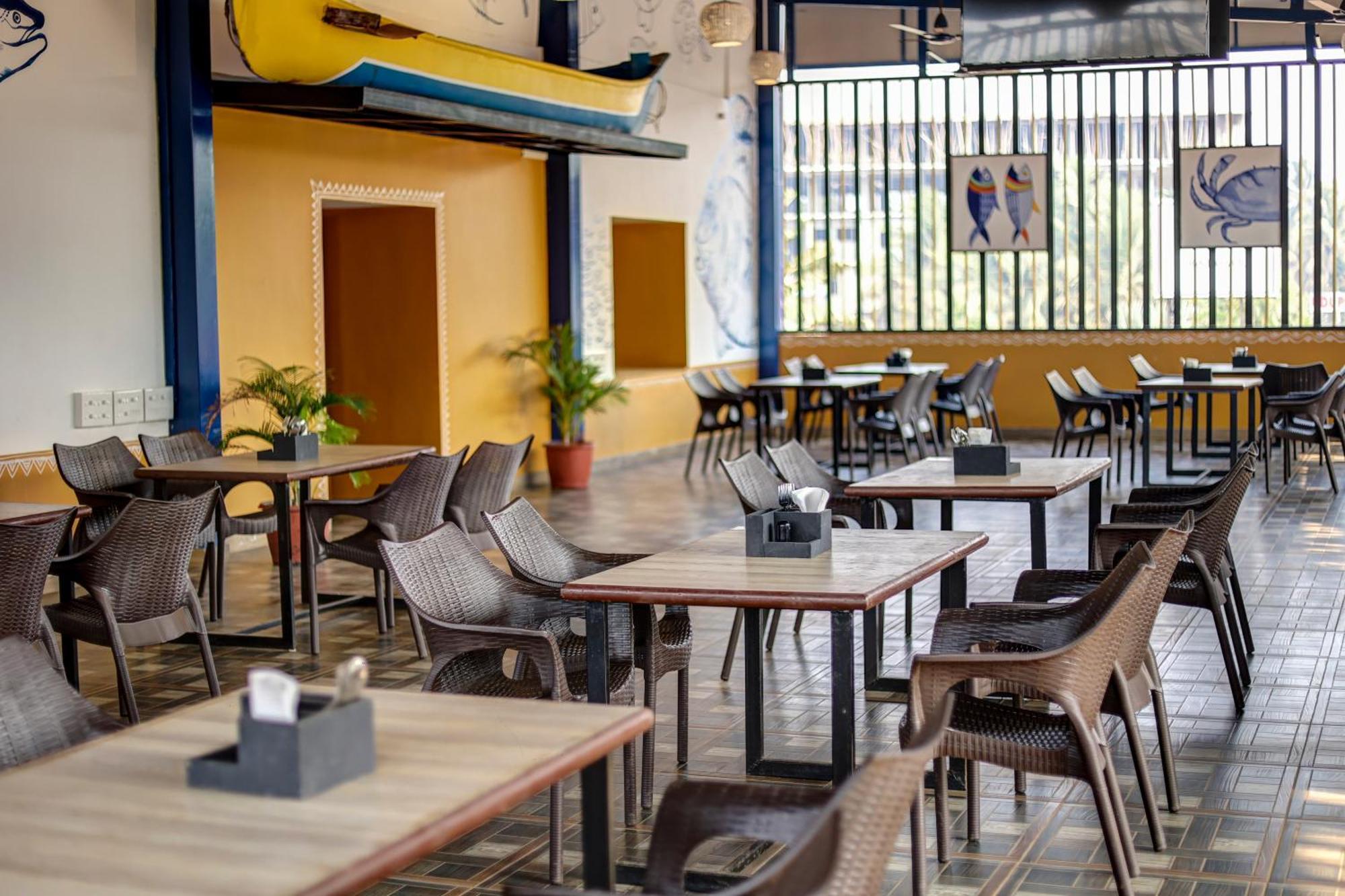 Hotel Sterling Karwar Esterno foto