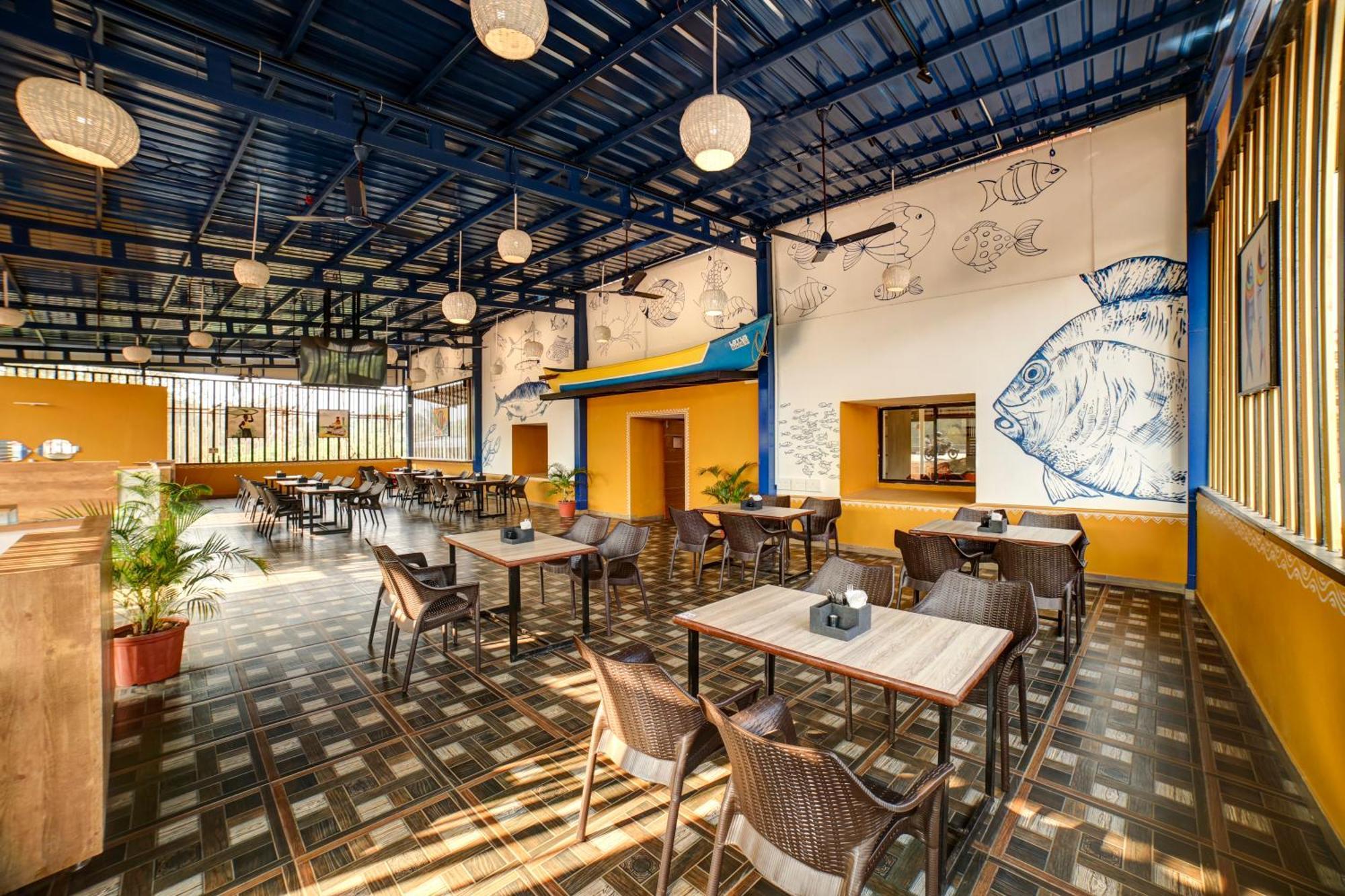 Hotel Sterling Karwar Esterno foto