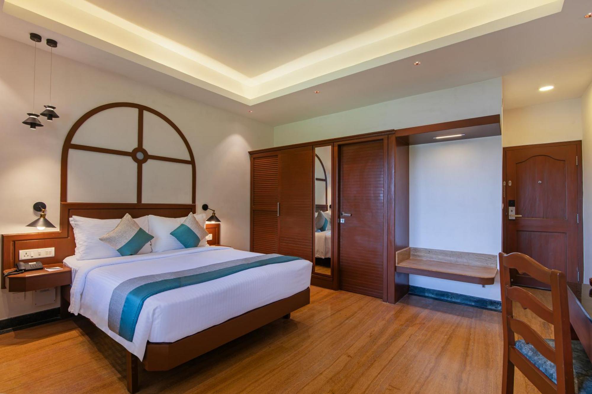 Hotel Sterling Karwar Esterno foto
