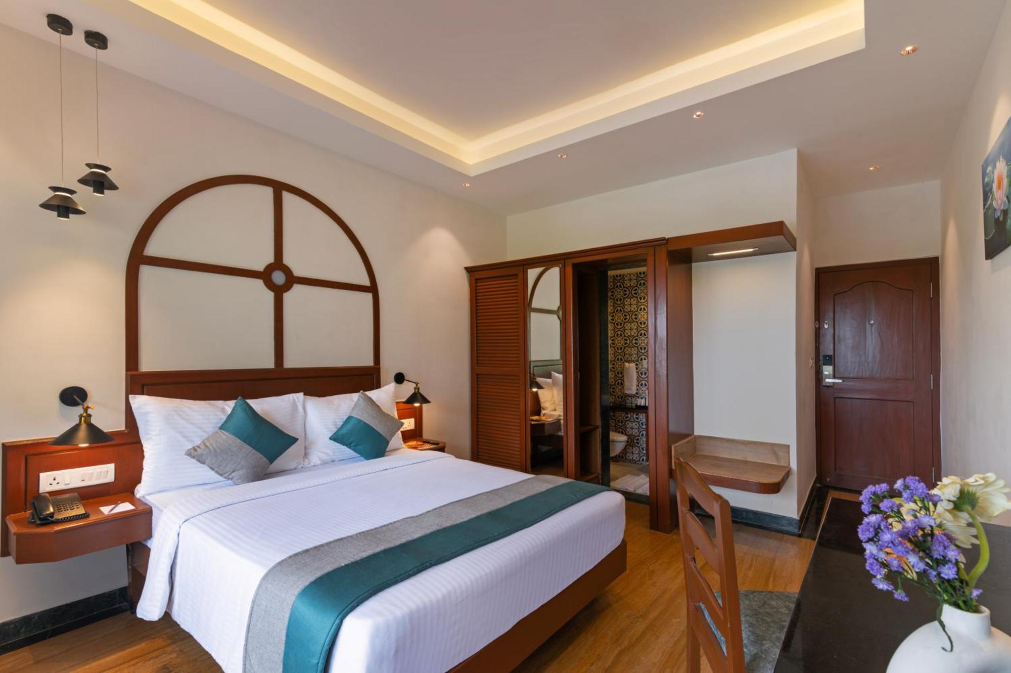 Hotel Sterling Karwar Esterno foto